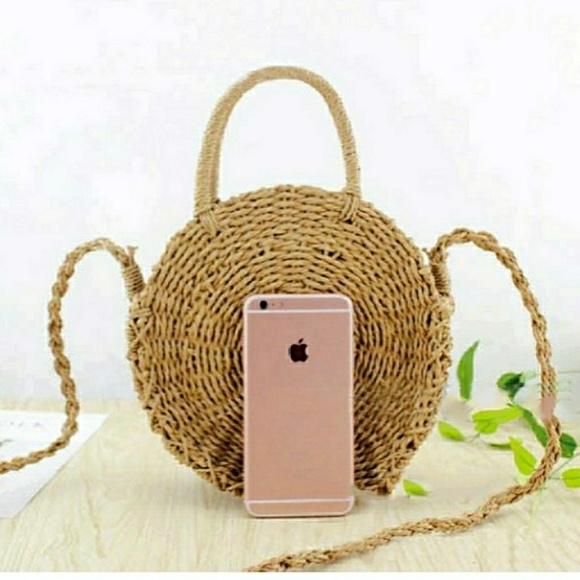 LAST ONE-NWT BOHO HEART LOCKET  WOVEN RATTAN BAG - Picture 5 of 7